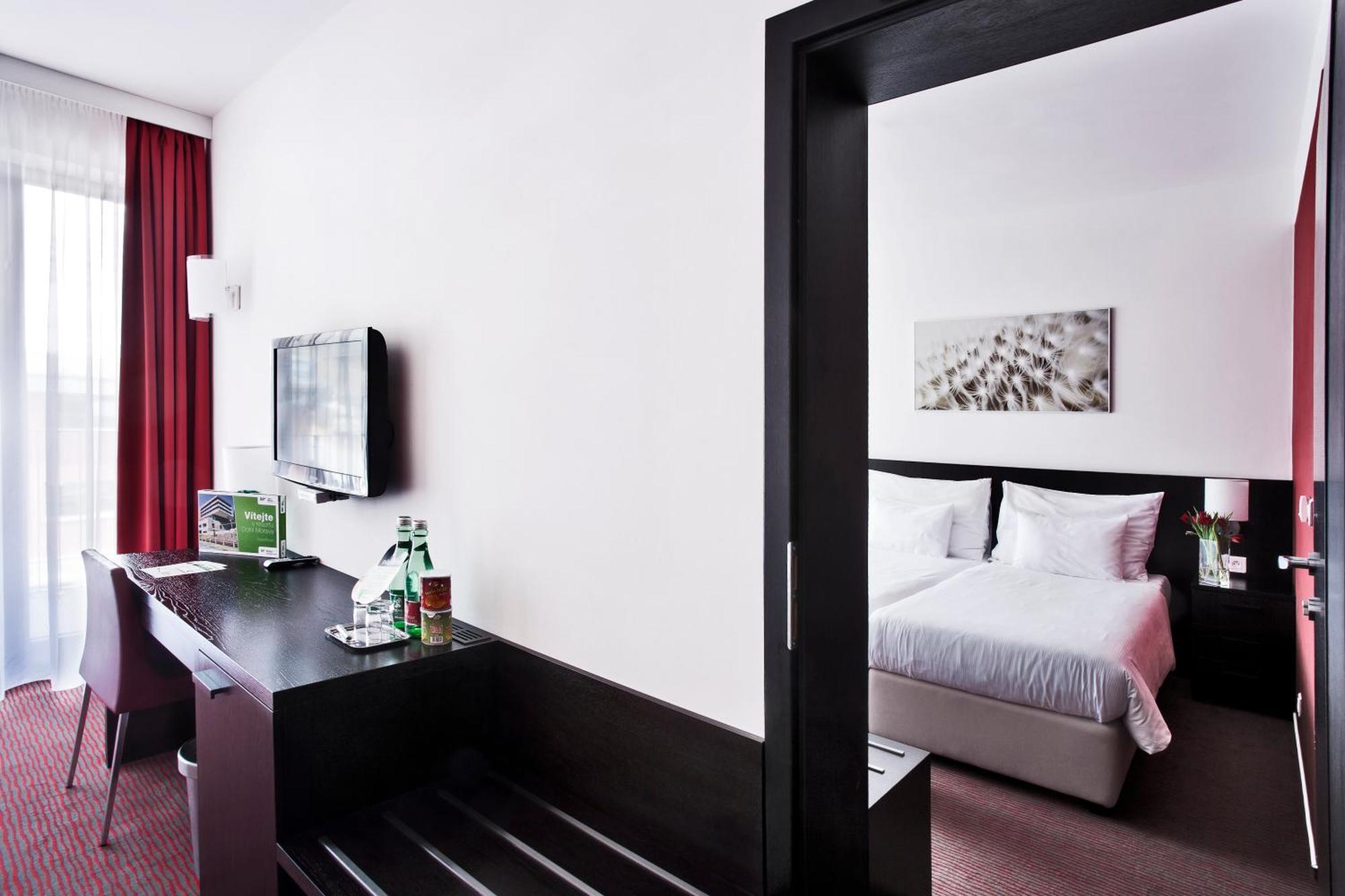 Wellness Hotel Vista Долни-Морава Экстерьер фото